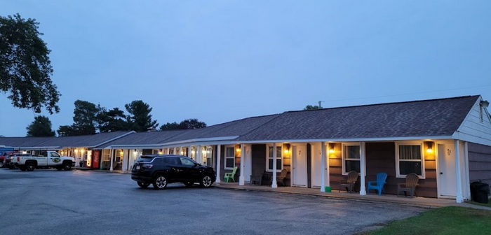 Sunset Lodge (Sunset Motel) - From Website